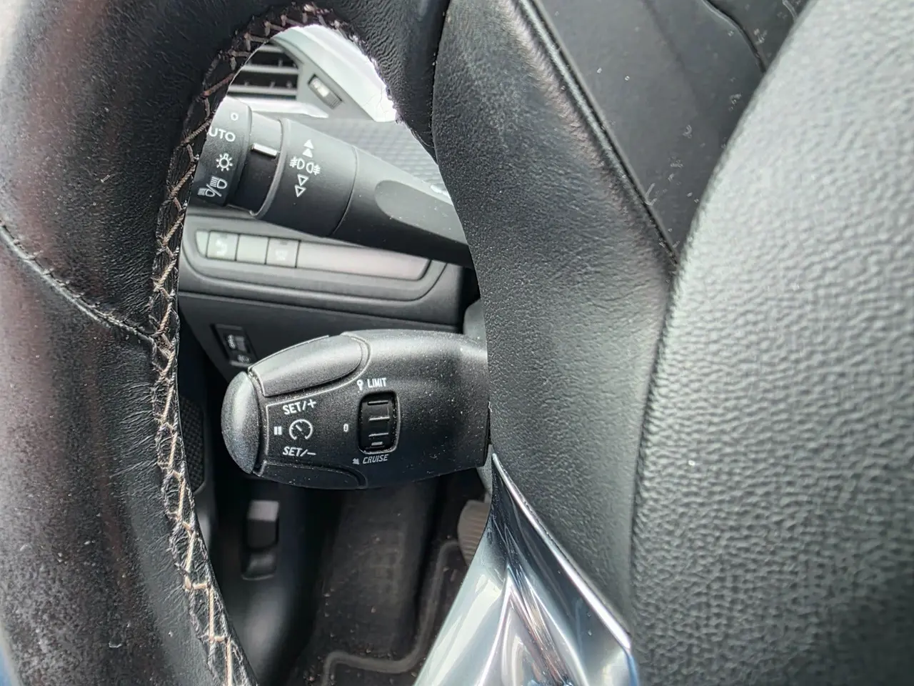Billede 12 - Peugeot 208 1,2 PureTech 82 Allure Sky