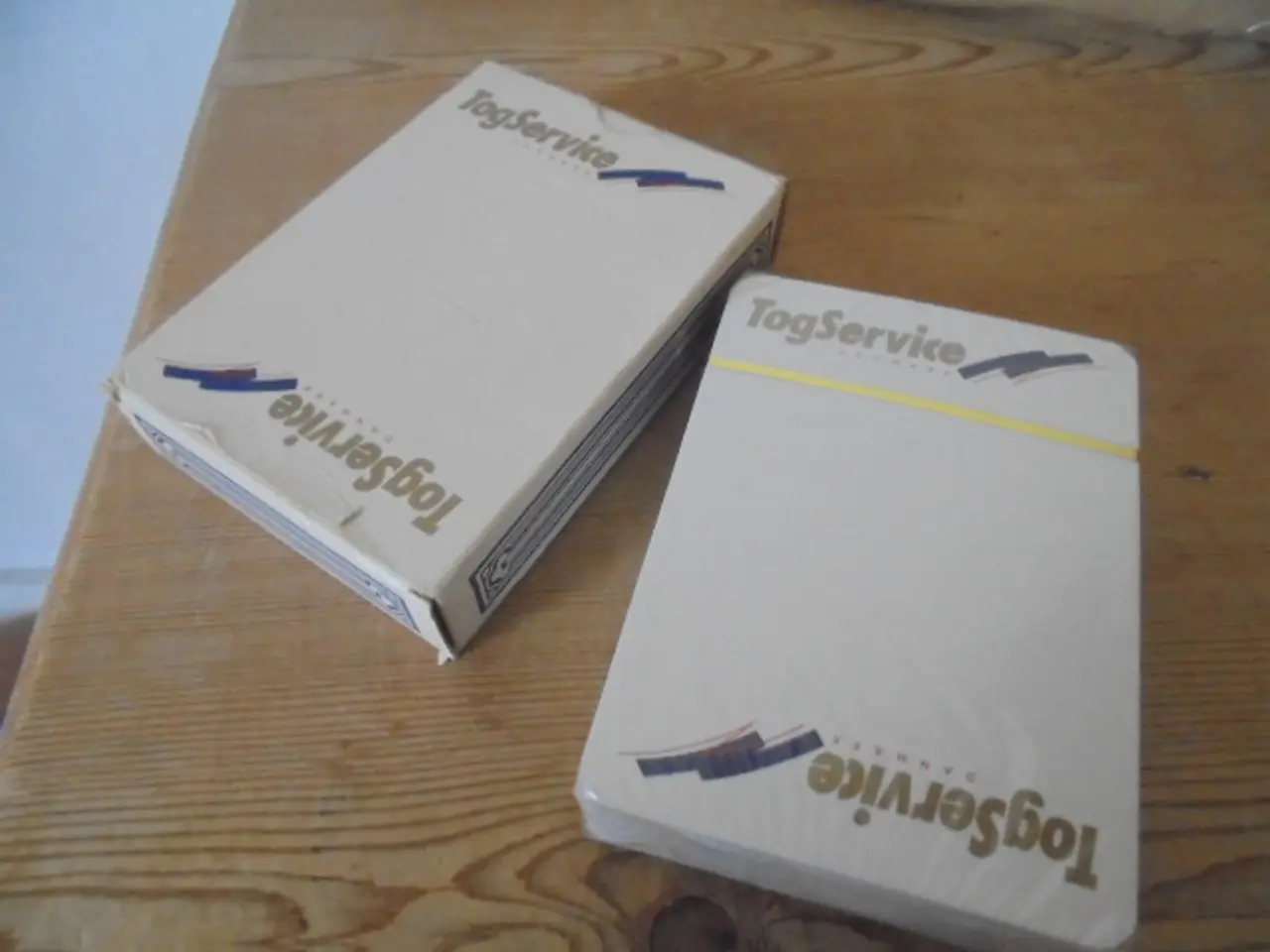 Billede 3 - Gl. reklamespillekort – ubrugte og stadig i folien