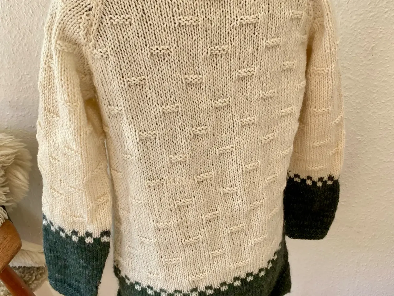 Billede 4 - Hjemmestrikket uld sweater L/XL