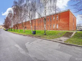 Velbeliggende ejendom i Birkerød med 2 ledige kontorlejemål.