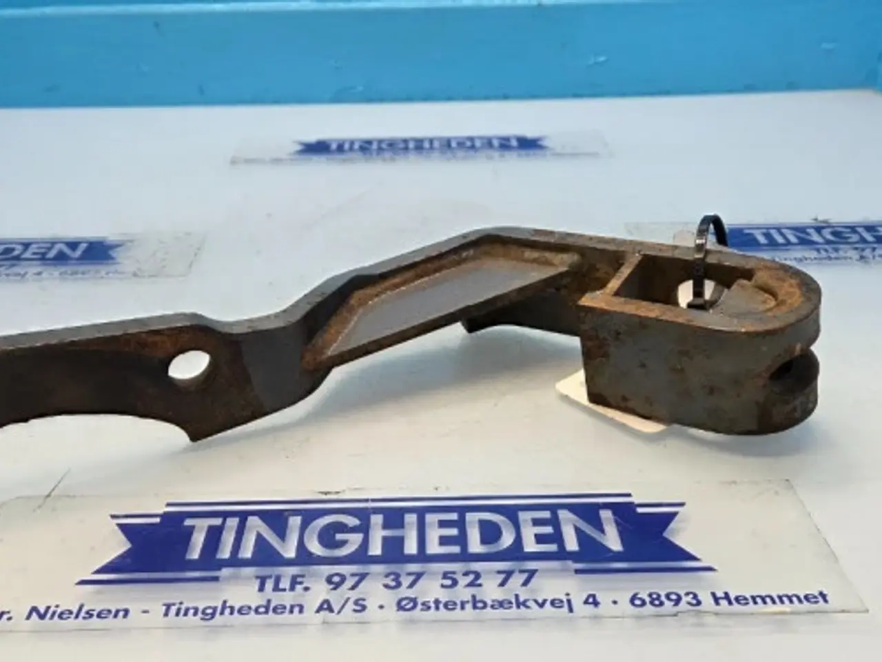 Billede 2 - Ford 8340 Beslag 82007679