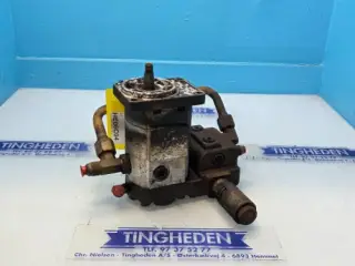 Bobcat TL38.70X Hydraulisk Motor 7274263