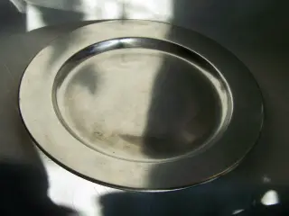 Serveringsfad fra Cohr af rustfrit stål