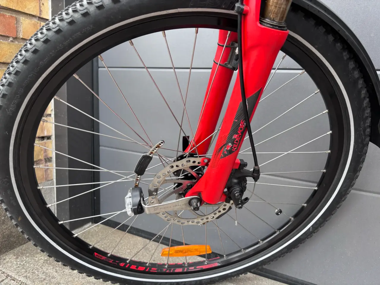 Billede 12 - Sort og rød mountainbike 26”