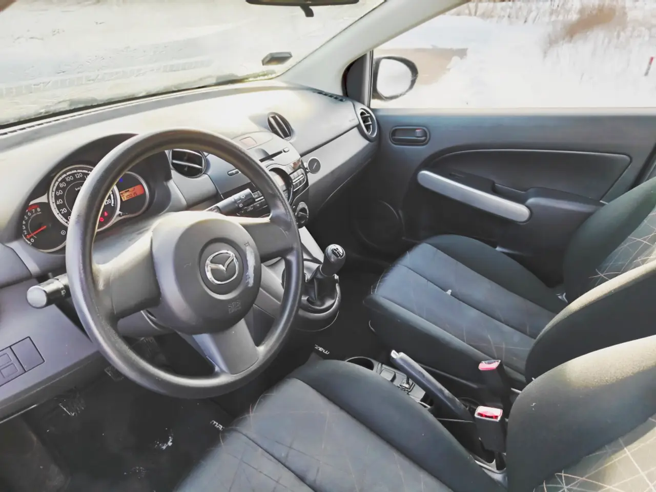 Billede 3 - mazda 2 2014 med lavt km 115000km