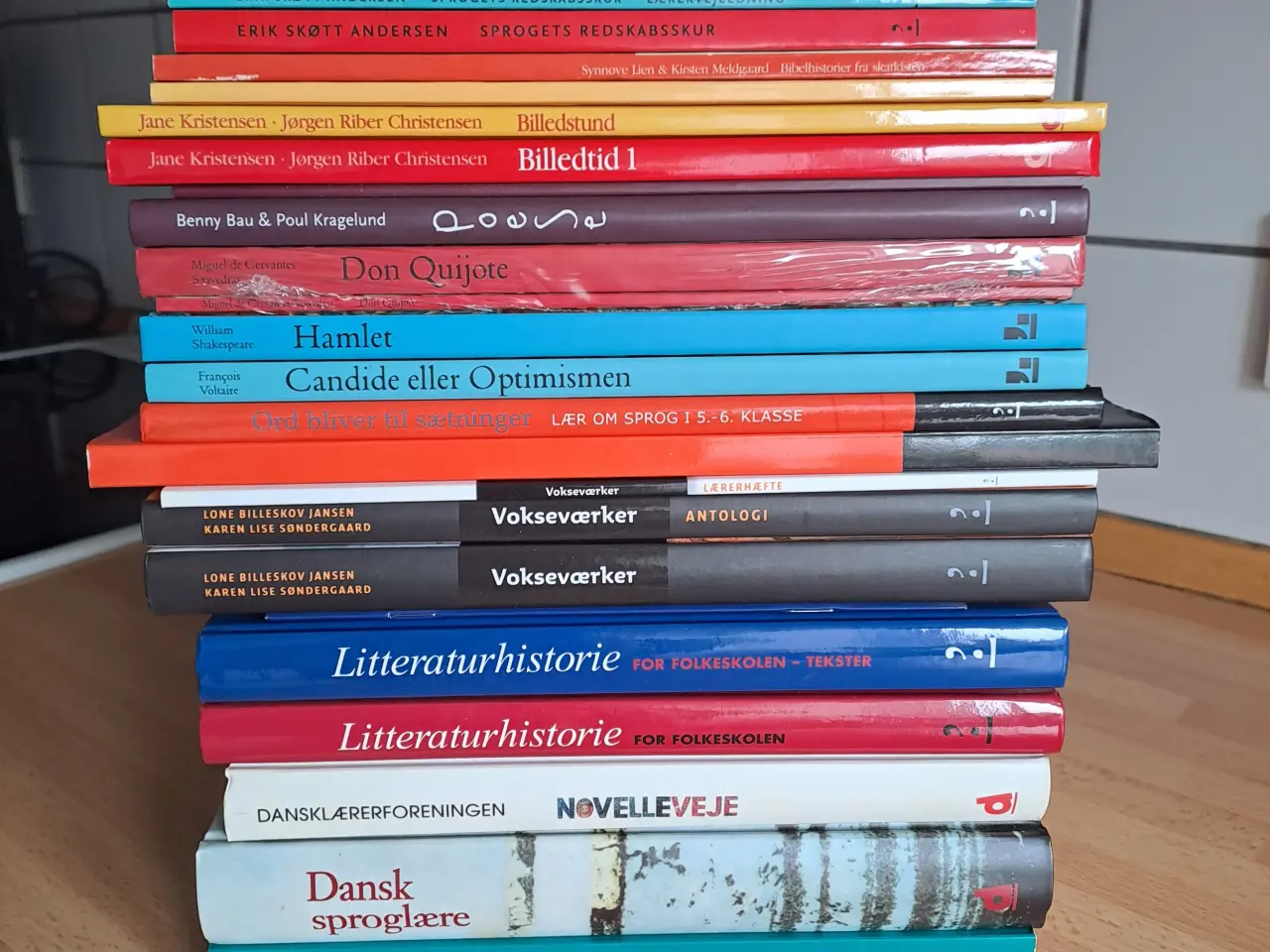 Billede 1 - Nye Danske (lærer) bøger.