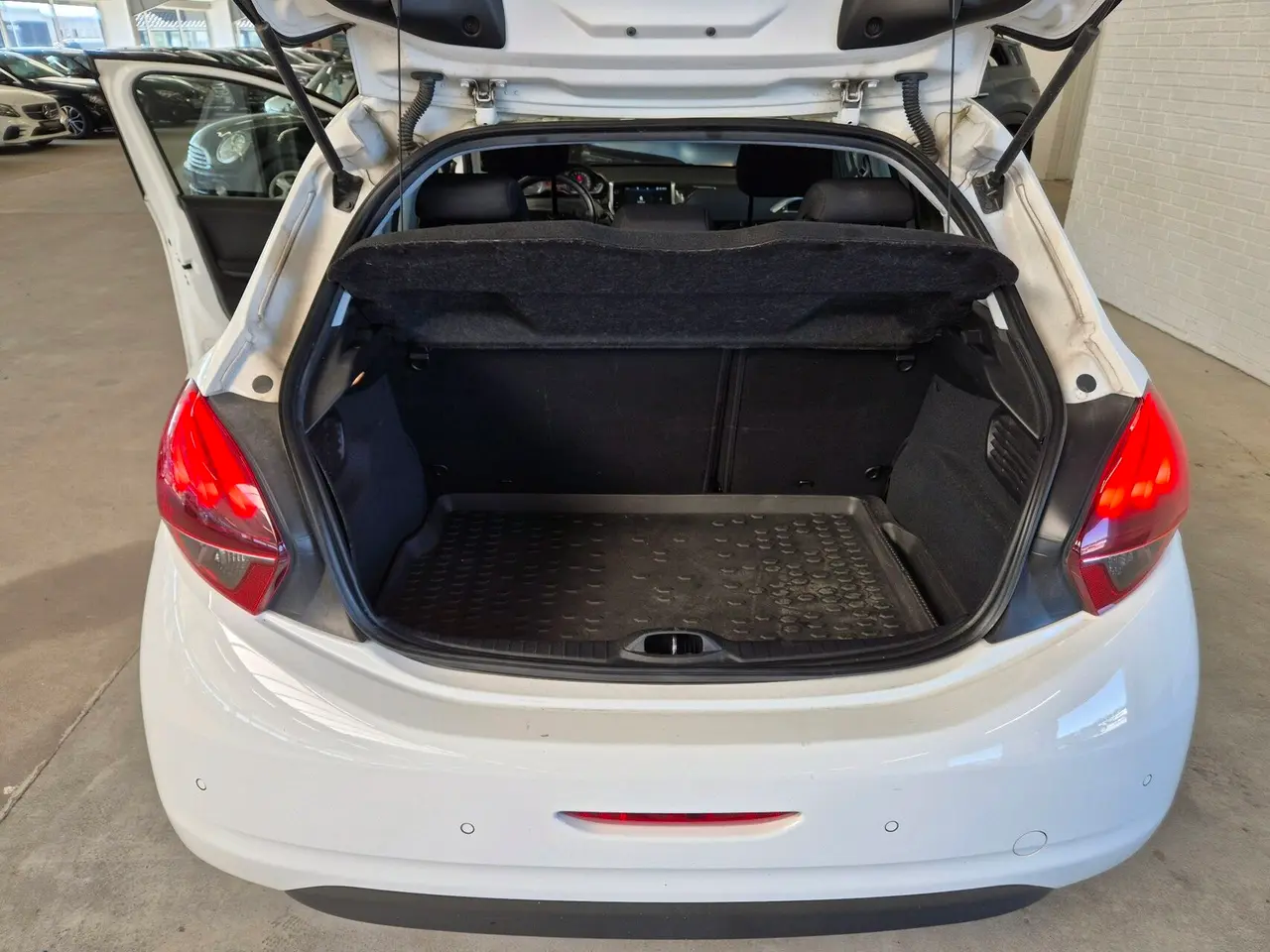 Billede 18 - Peugeot 208 1,5 BlueHDi Infinity 100HK 5d 6g