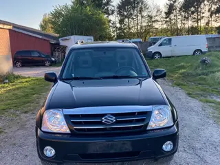 Suzuki Grand Vitara Xl-7 Nummer 42302170