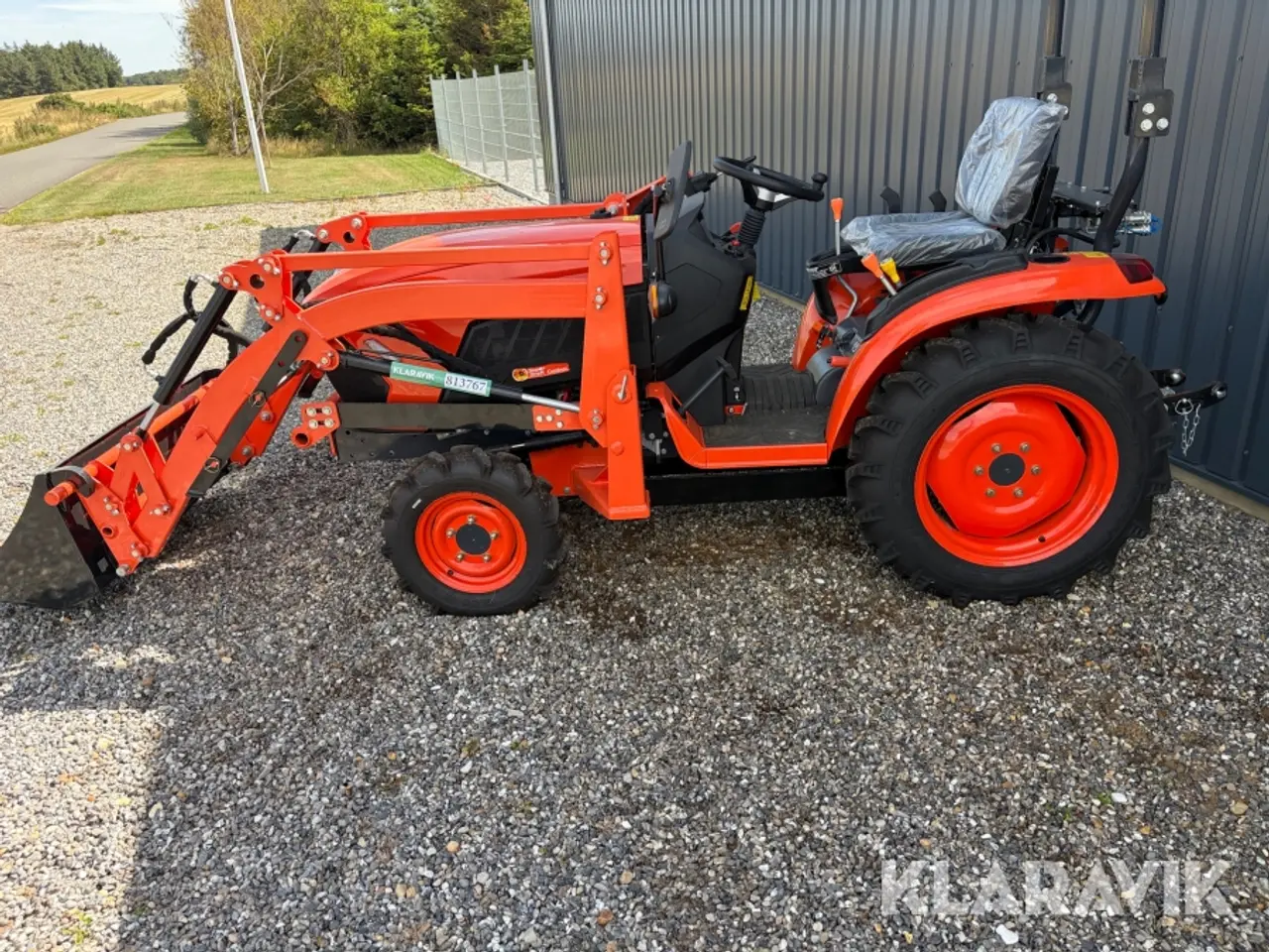 Billede 2 - Traktor med frontlæsser