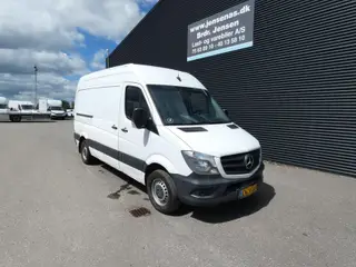 Mercedes-Benz Sprinter 211 2,1 CDI R2 114HK Van Aut.