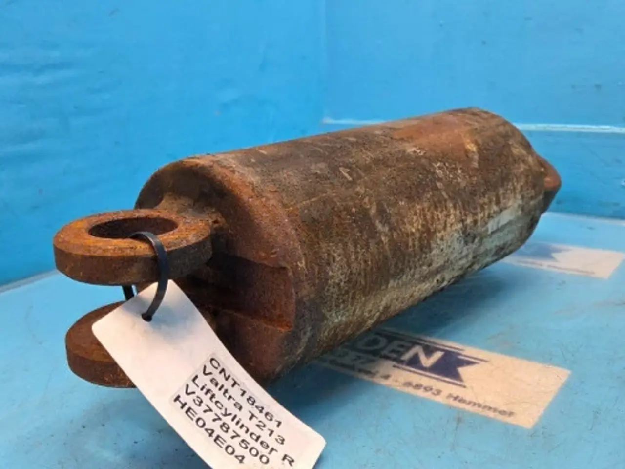 Billede 5 - Valtra T213 Liftcylinder R. V37787500