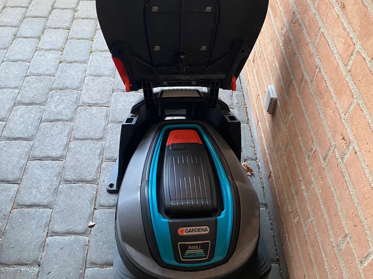 Billede 1 - GARDENA ROBOT PLÆNEKLIPPER