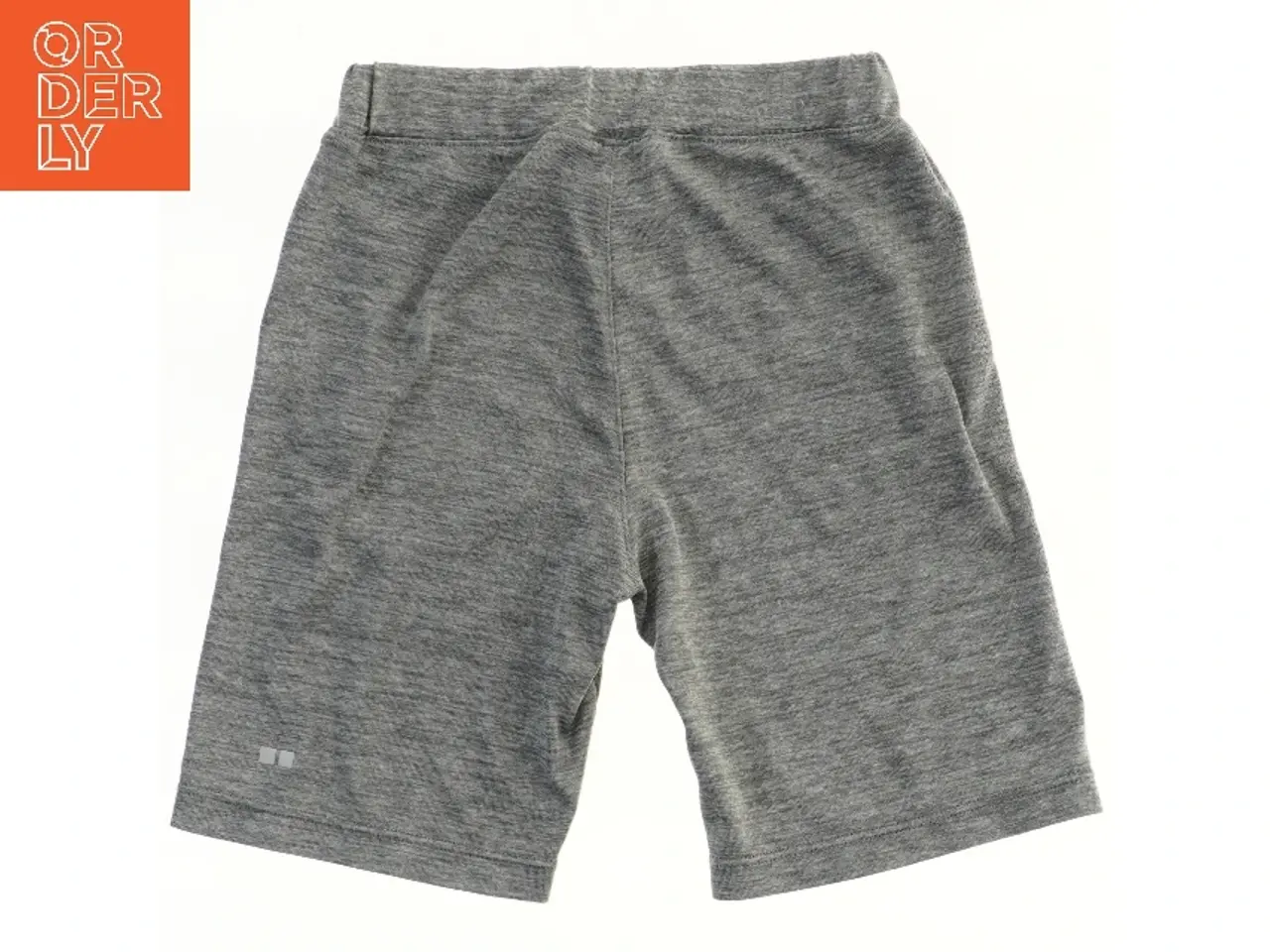 Billede 1 - Grå shorts fra Uniqlo (str. 110)
