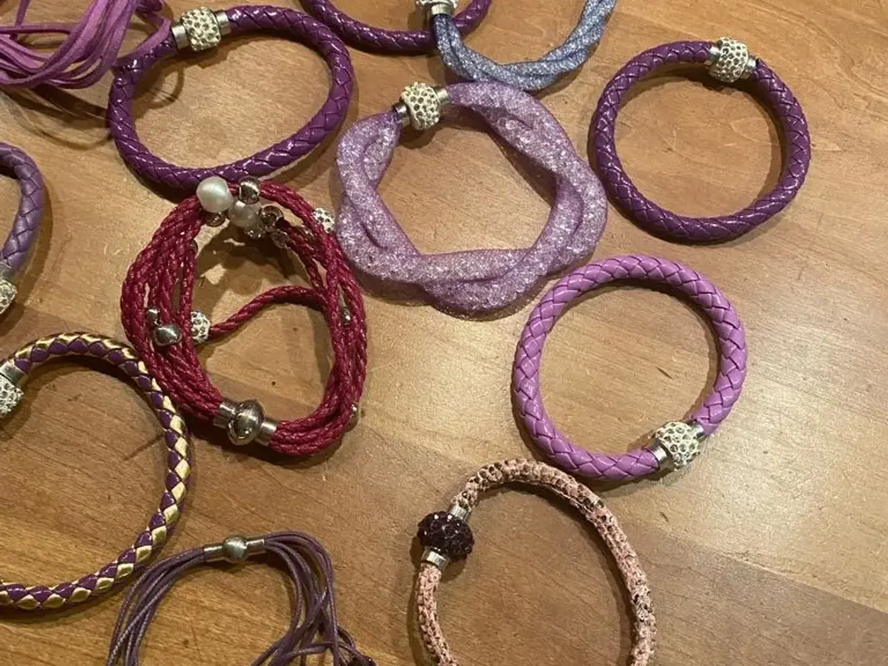 Billede 1 - Lilla armbånd