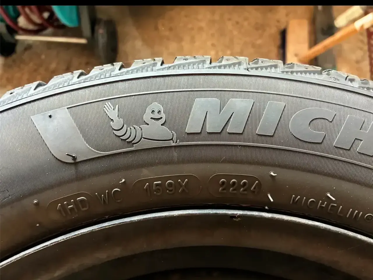 Billede 4 - Michelin vinterdæk til BMW Serie 1. 205/55 R16
