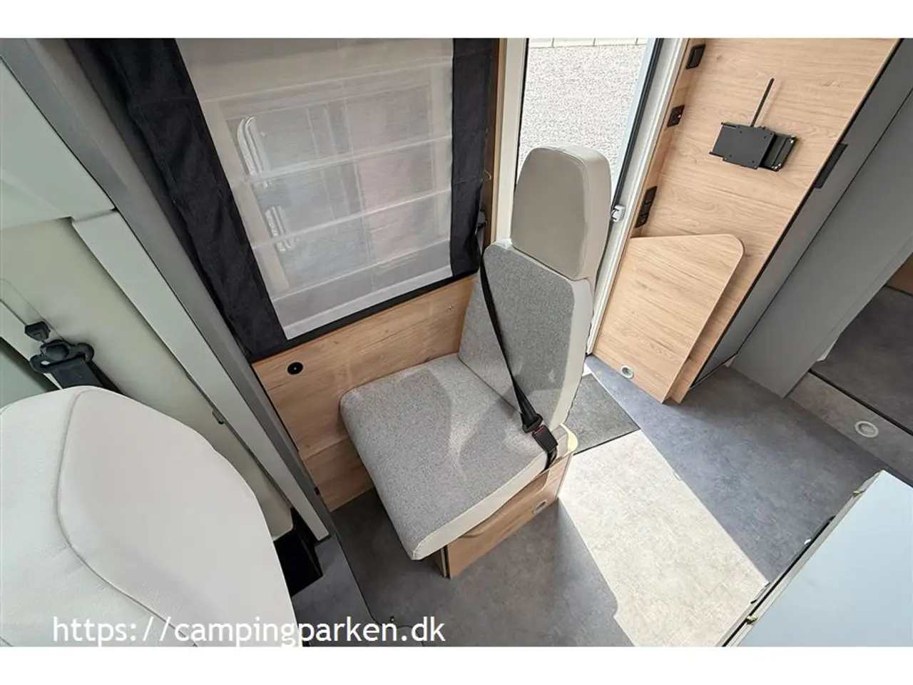 Billede 10 - 2026 - Dethleffs Just Camp T7052 EBL Dethleffs eksklusive kampagnemodel med vildt meget udstyr og vinterkomfortpakke!