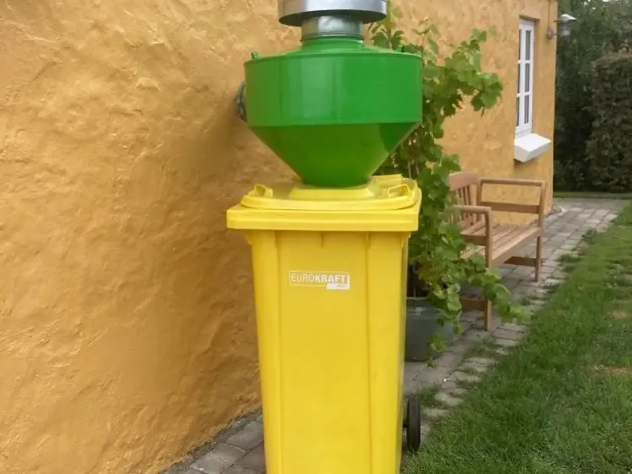 Billede 2 - Universale Afluftningfiltercontainere,