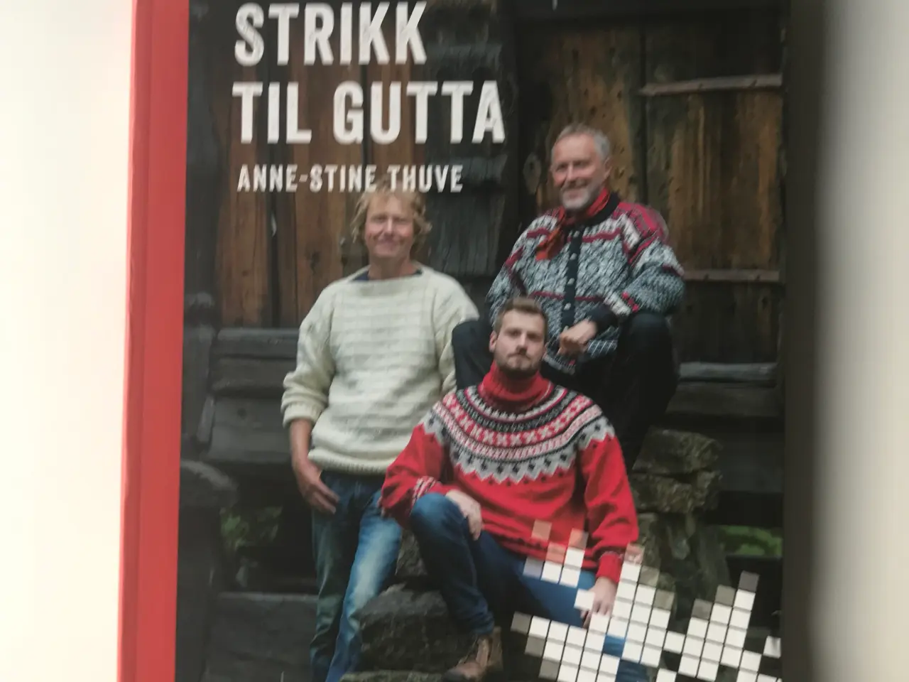 Billede 1 - Strikk Til Gutta af Anne-Stine Thuve