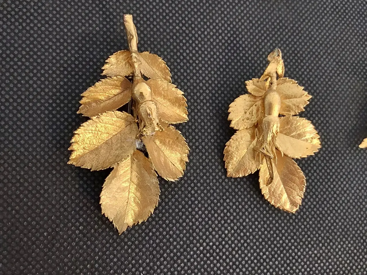 Billede 2 - Broche og clips, Flora Danica lignende