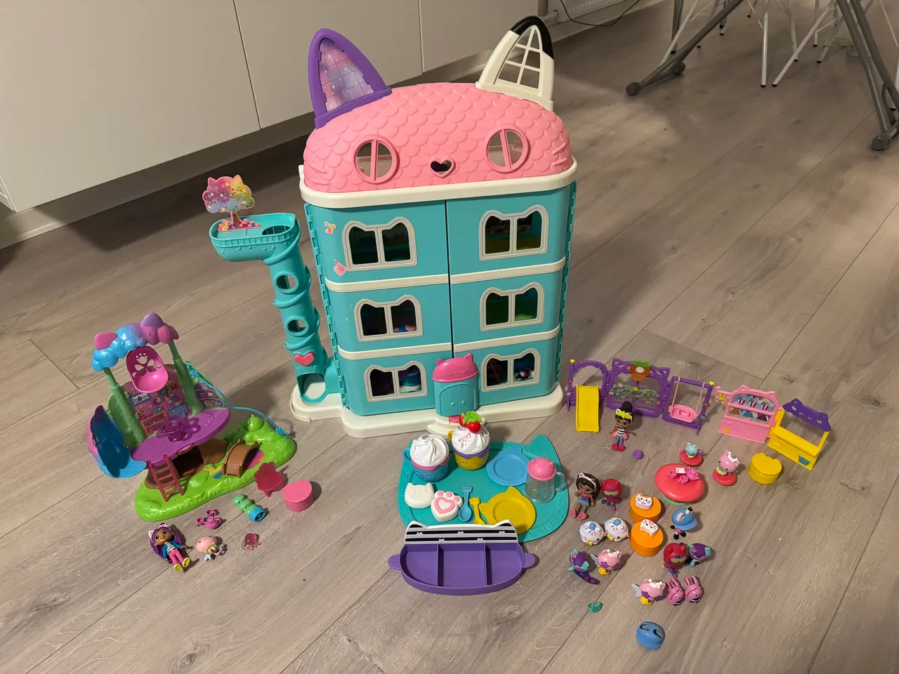 Billede 1 - Stor Gabby’s Dukkehus samling