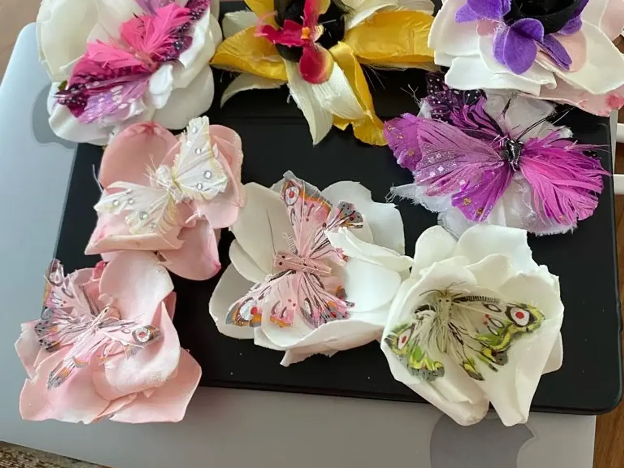 Billede 8 - Smukke hårspænder med blomster