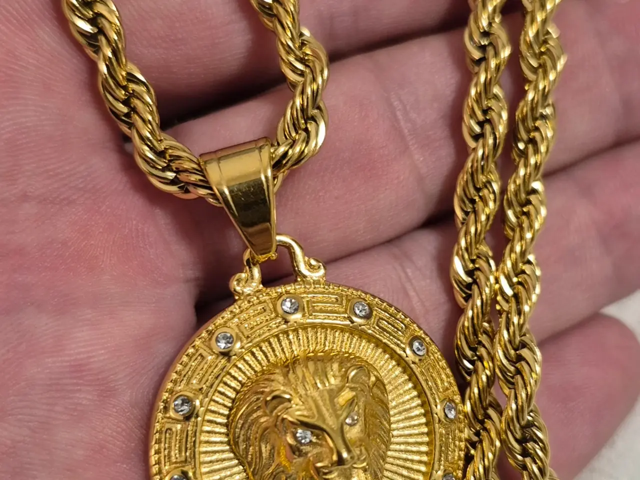 Billede 2 - Goldfilled rope chain med løve vedhæng