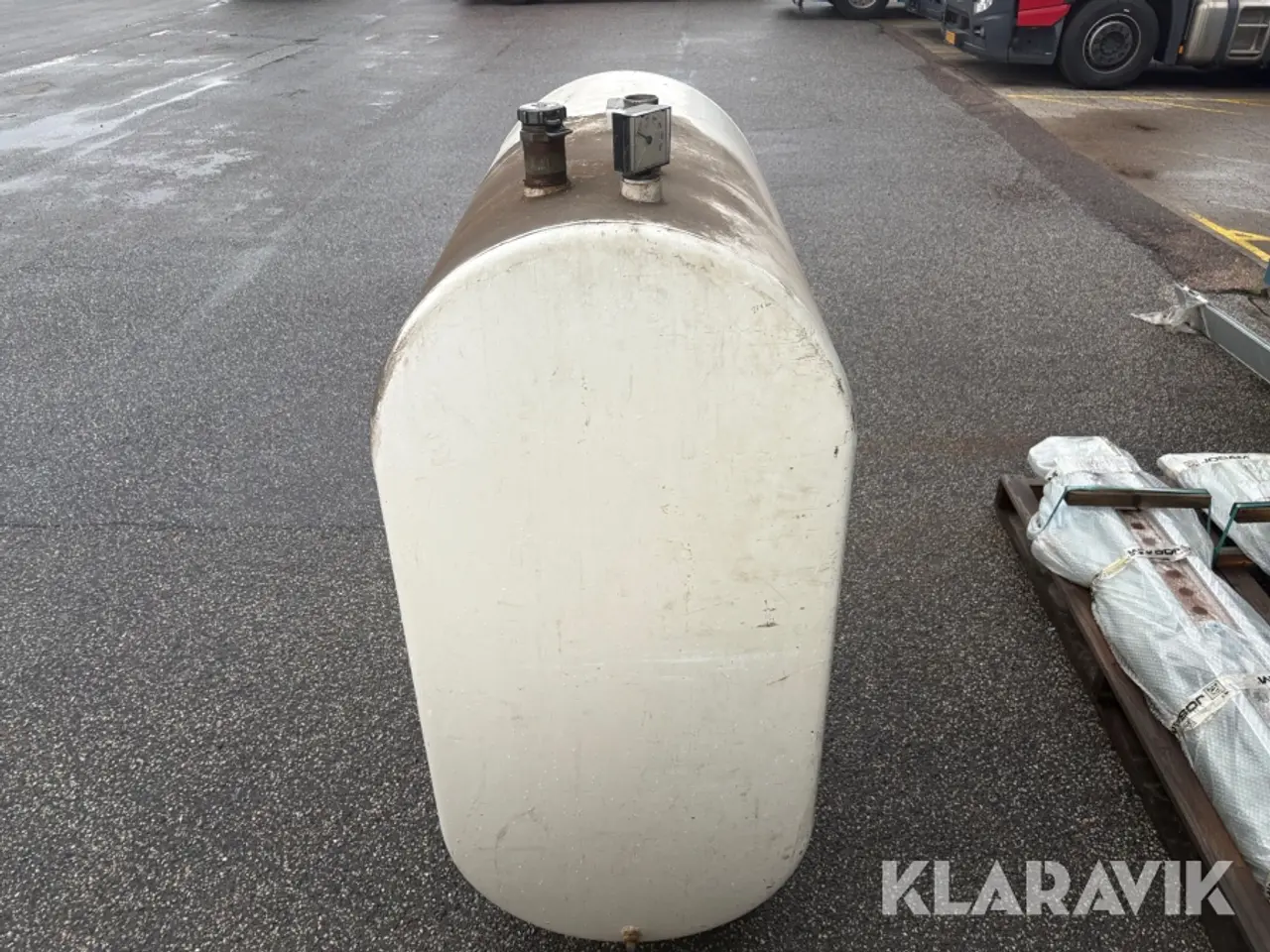 Billede 8 - Tank Roug 1200 Liter 1 styk