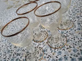 Lyngby glas uden måge