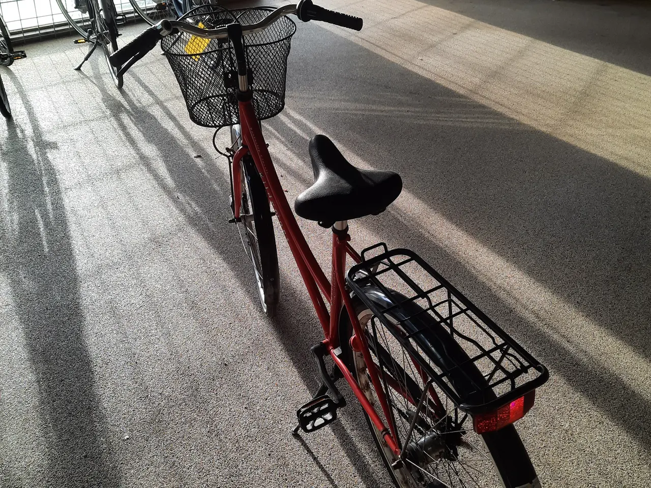 Billede 8 - Pigecykel til ca 12 år
