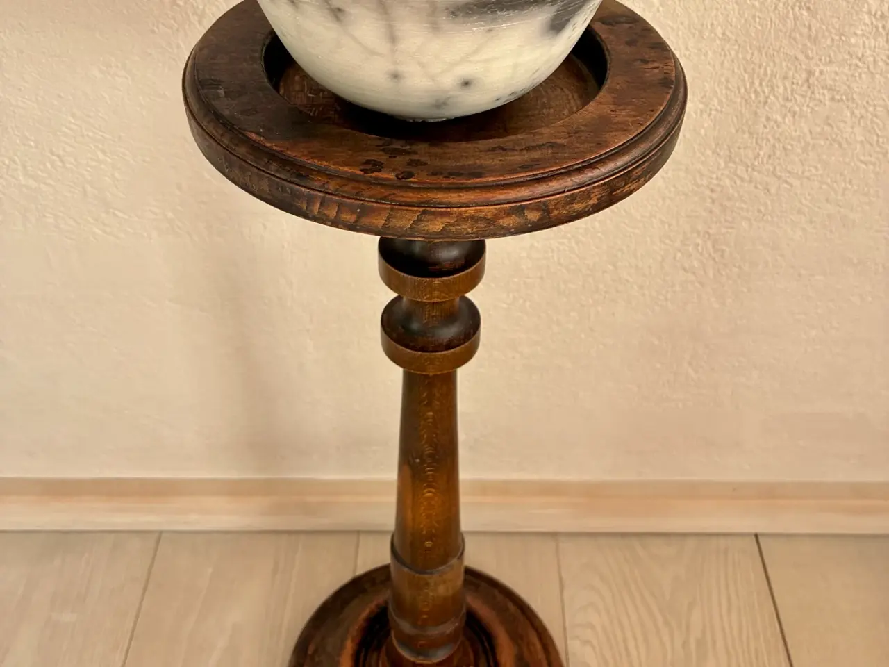 Billede 1 - Vintage piedestal i massiv eg