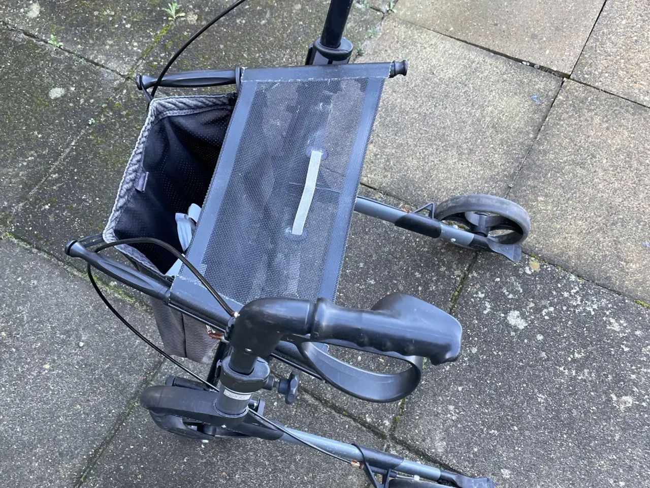 Billede 3 - Rollator sammen klappelig