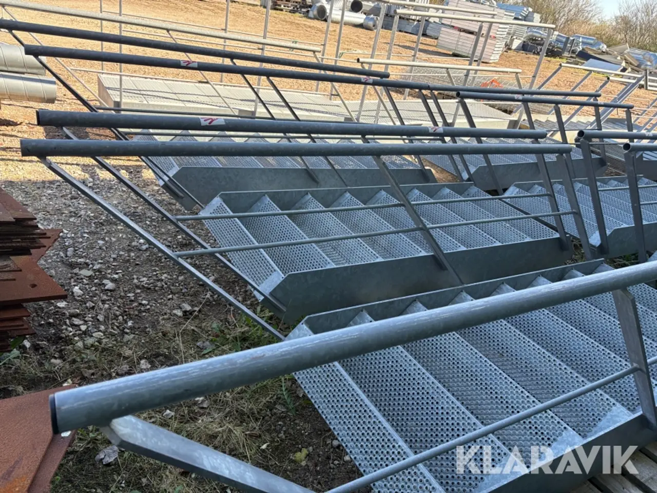 Billede 5 - Ståltrapper og gangbro galvaniseret med 1 gangbro 5 trapper