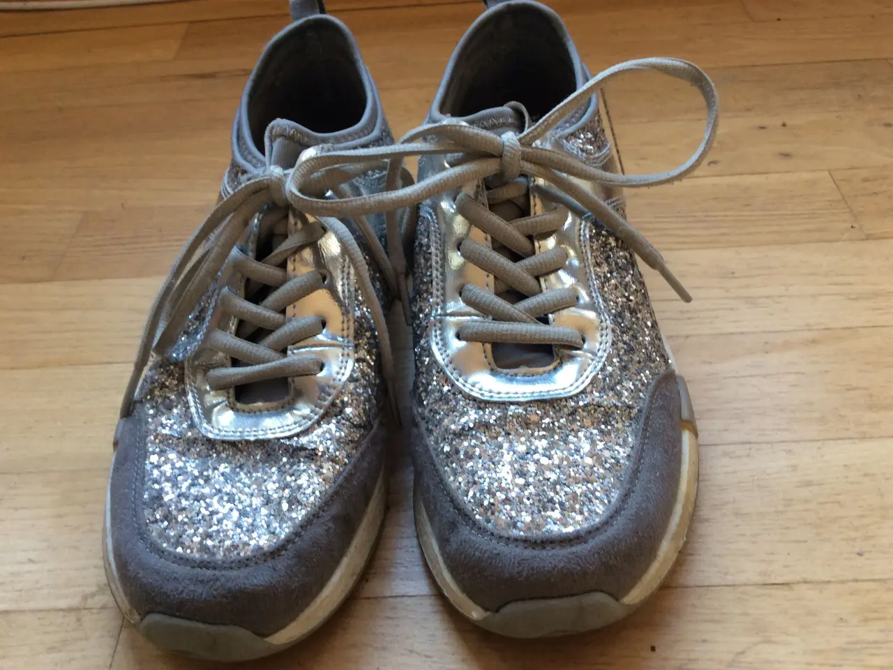 Billede 3 - Sølvglimmer sneakers