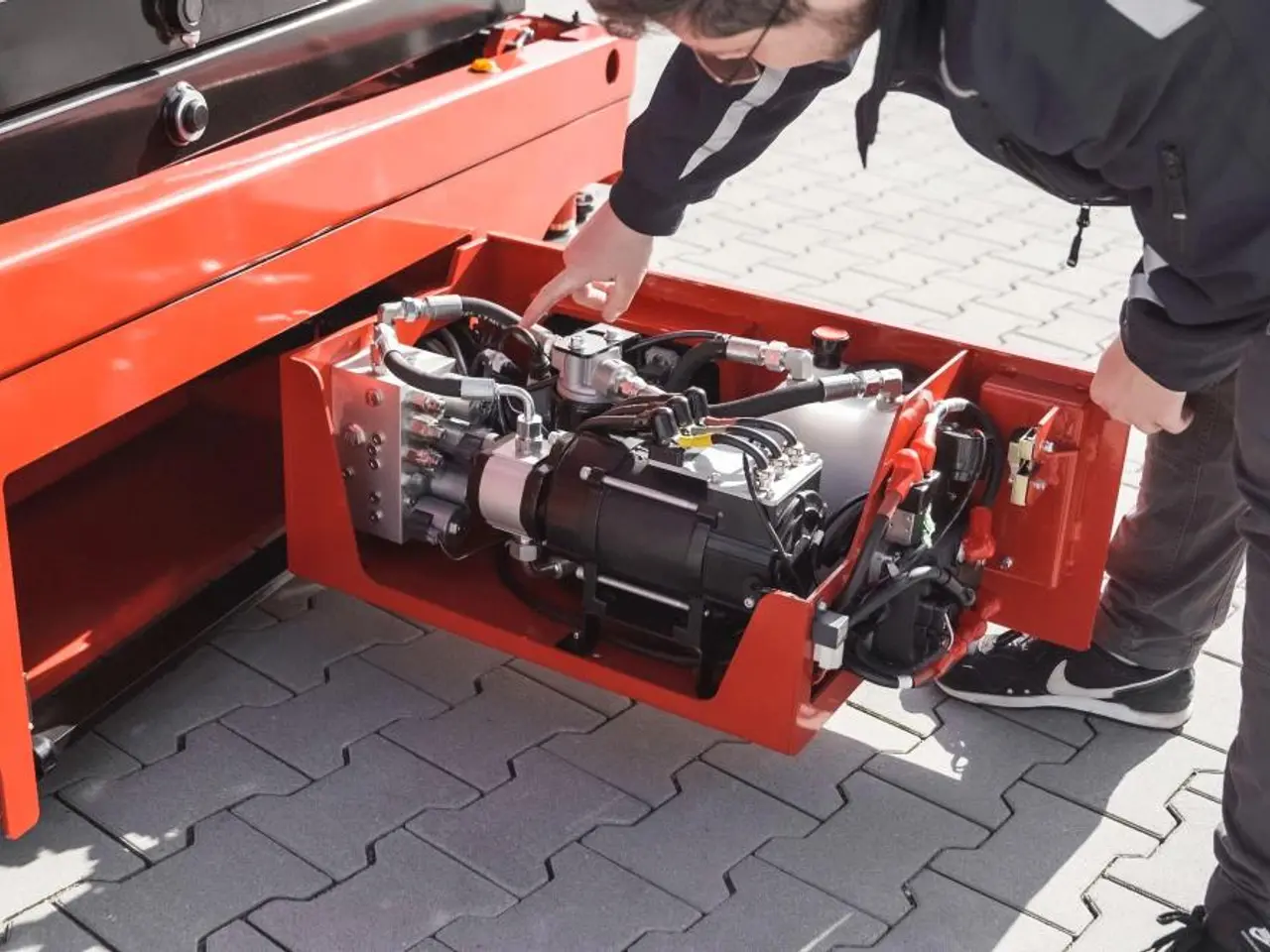 Billede 7 - MaxLine Elektrisk Sakselift - arbejdshøjde 7,8 m