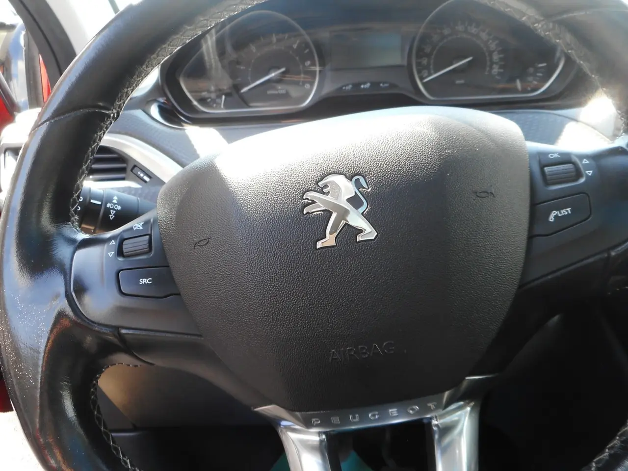 Billede 11 - Peugeot 208 1,6 BlueHDi 100 Allure Sky