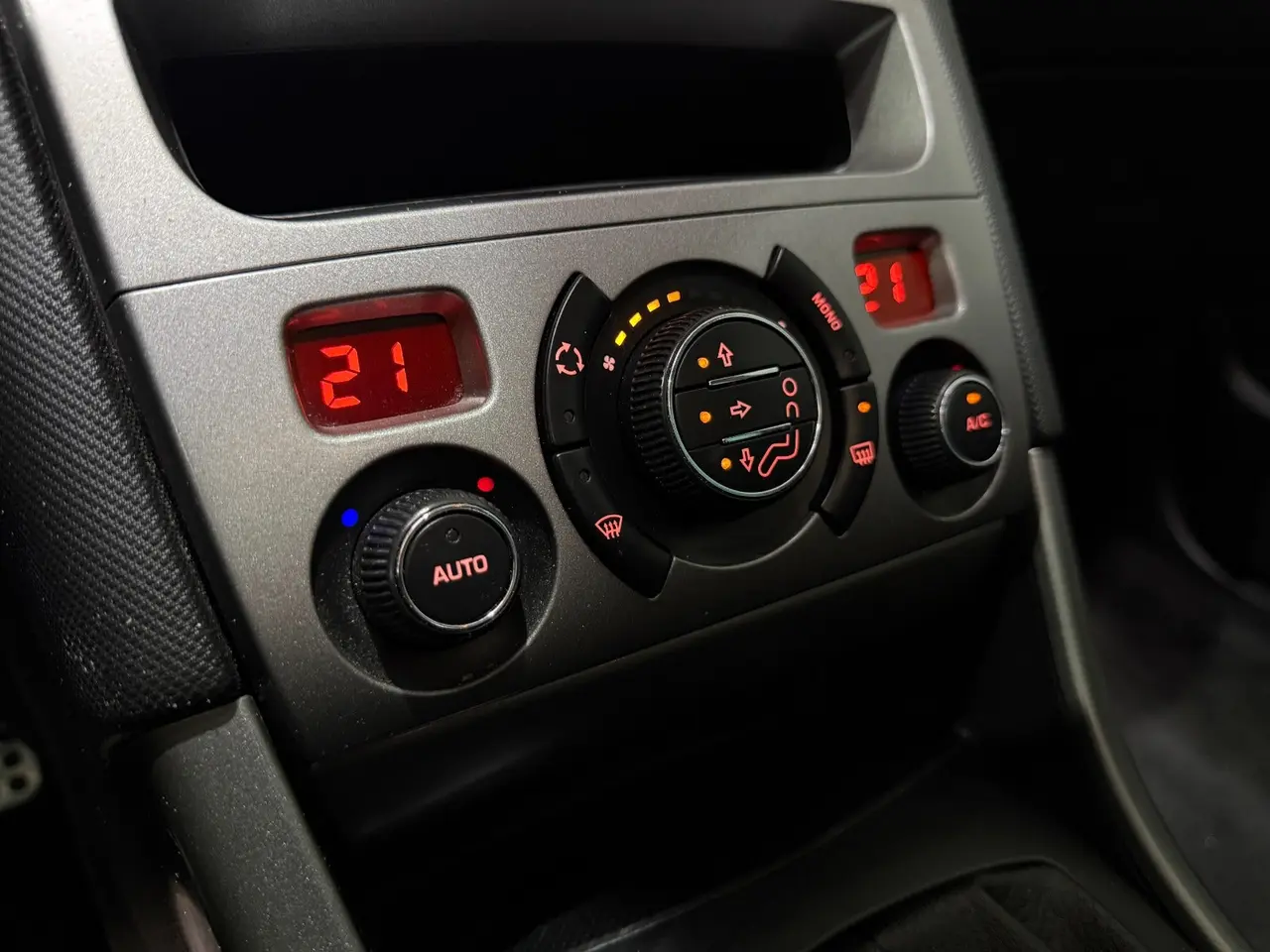 Billede 13 - Peugeot 308 1,6 HDi 112 Sportium SW