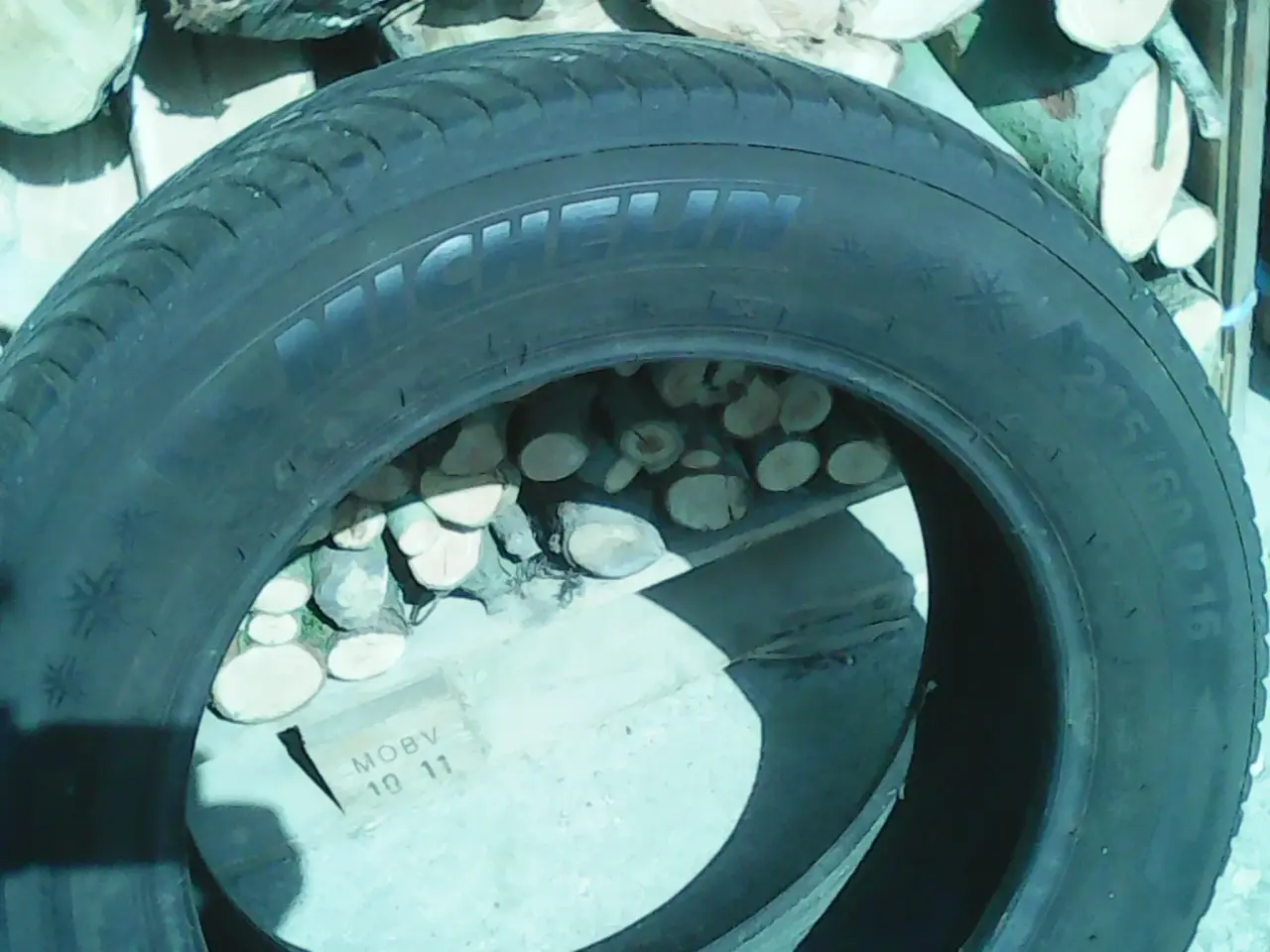 Billede 2 - 1 Michelin 16" vinterdæk