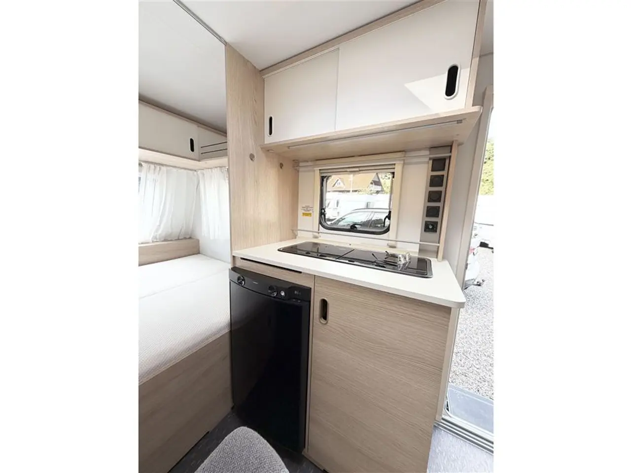 Billede 10 - 2022 - Adria Aviva 400 PS Dobbeltseng-Gulvtemp.-Telt-LET VOGN