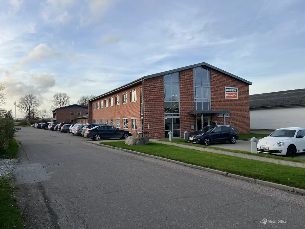 Billede 2 - Stor produktionsejendom Udlejes
