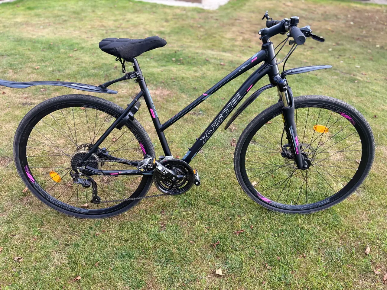 Billede 1 - Damecykel 27” som ny