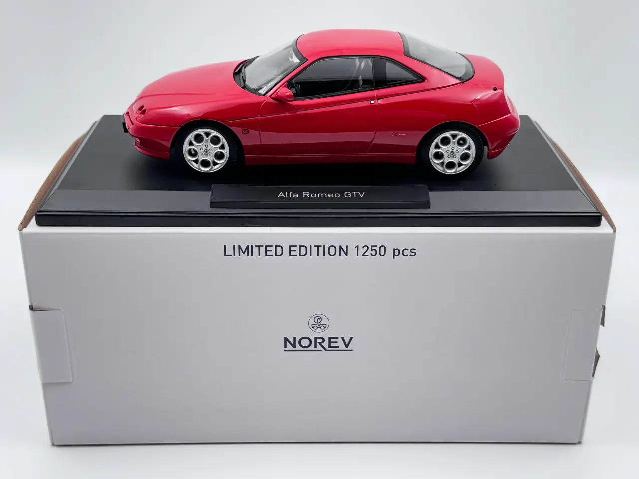 Billede 9 - 1999 Alfa Romeo GTV 2.0 Twin Spark - 1:18
