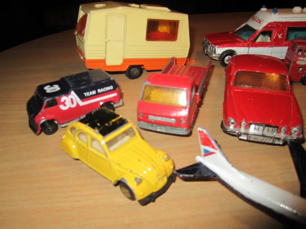 Billede 1 - BYD. RETRO BILER & FLY. 10 stk. 