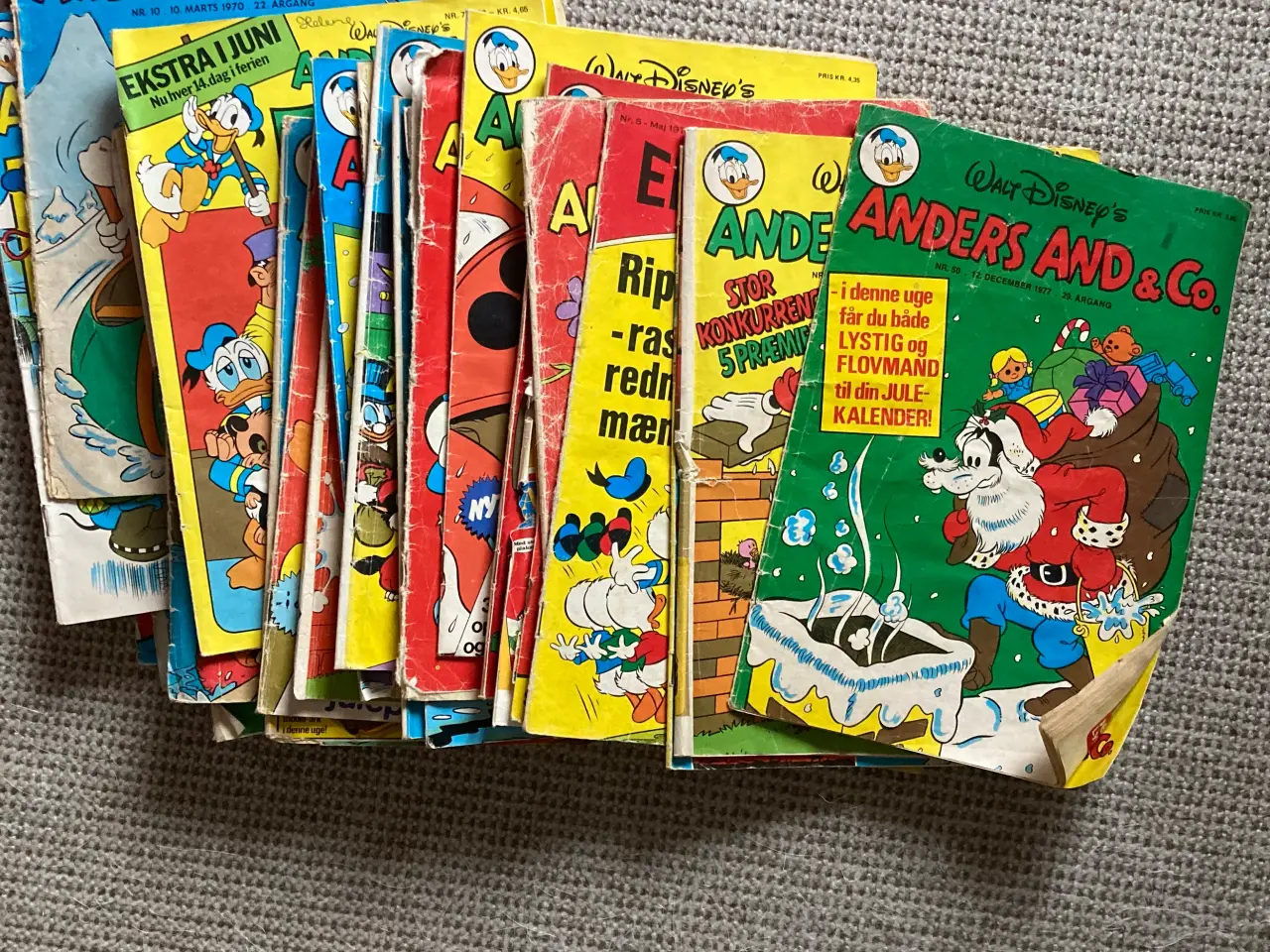 Billede 1 - Antikke Anders Andblade fra 1977...