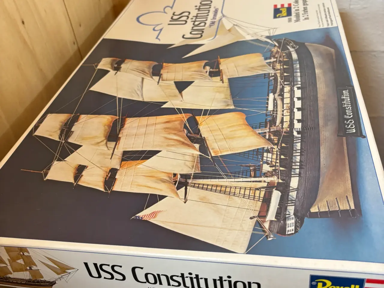 Billede 3 - Revell USS Constitution modelskib.