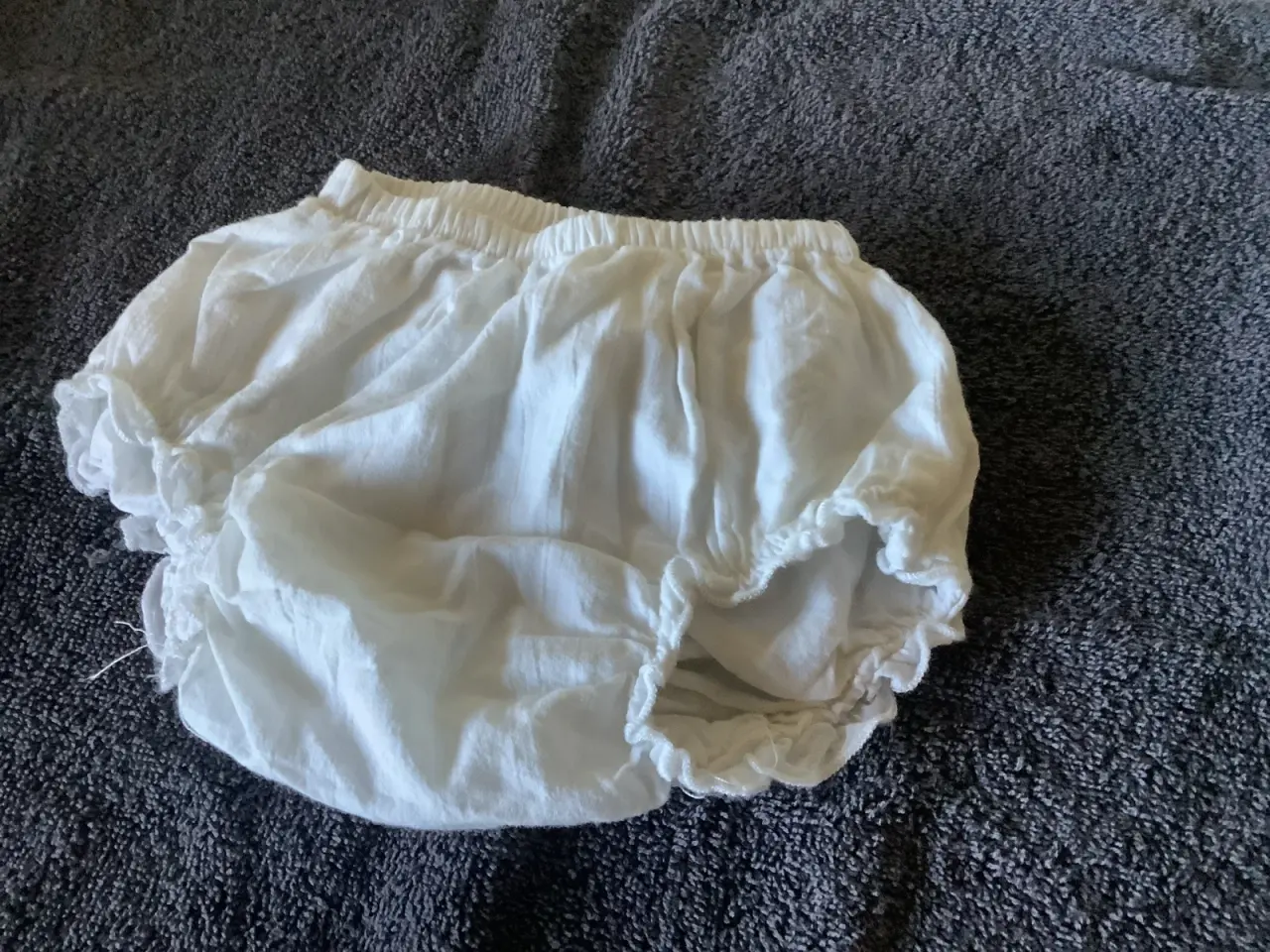 Billede 1 - Helt nye H&M bloomers hvide pige str. 56