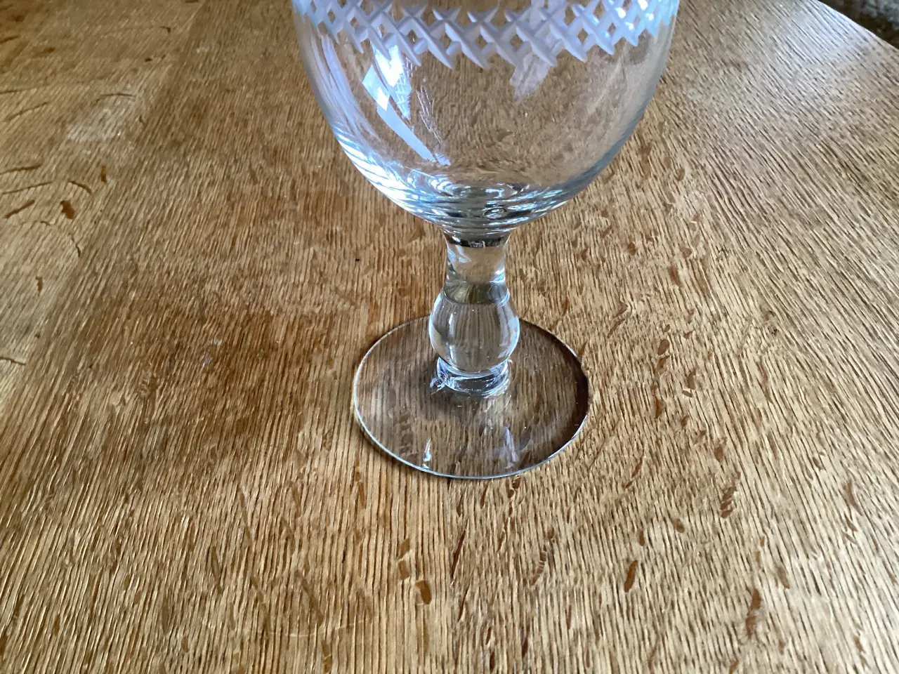 Billede 2 - 5 gamle Holmegårdglas m/krydsslibninger