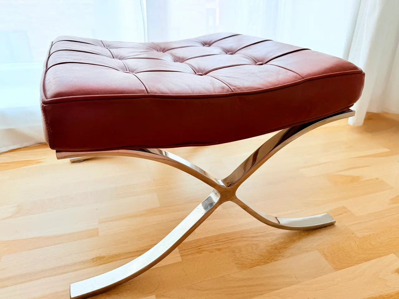 Billede 4 - Barcelona inspireret fodskammel i cognac 62x58 cm