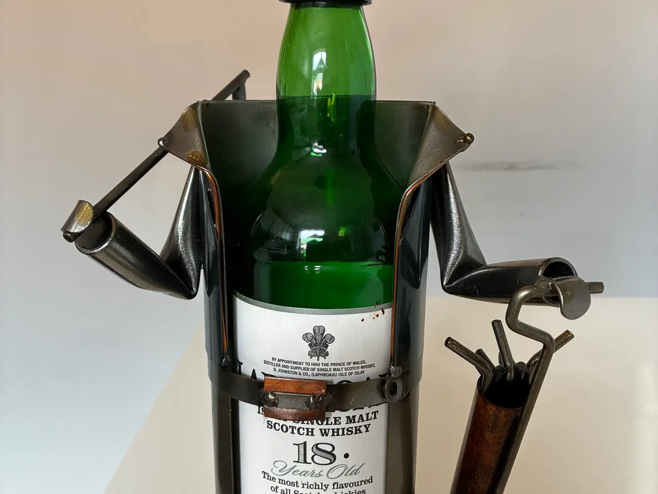 Billede 1 - Vinholder i metal golfspiller figur