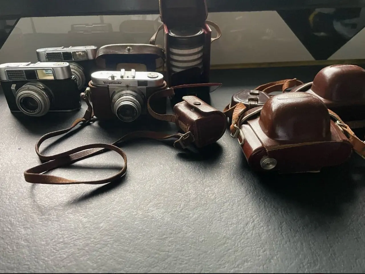 Billede 2 - 11 Voigtlander kameraer og tilbehør