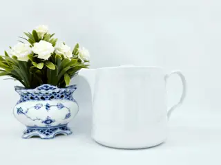 Royal Copenhagen Hvid Riflet Tekande Porcelæn 